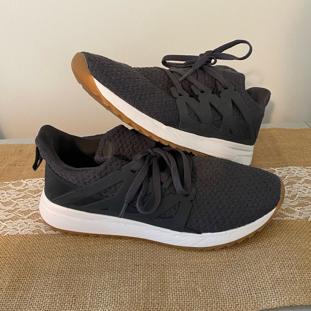 Fabletics Laguna Sneakers